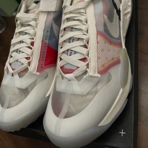 Jordan delta breathe tech white size 8